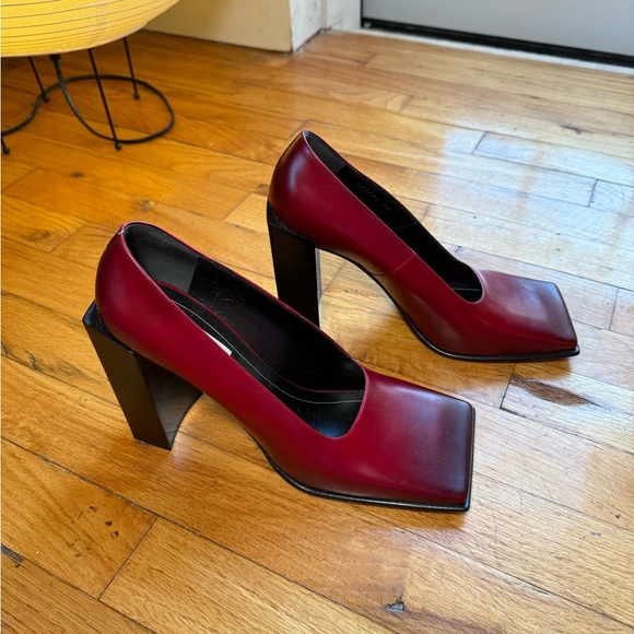 BALENCIAGA Red Square-Toe Block Heels - Picture 3 of 6